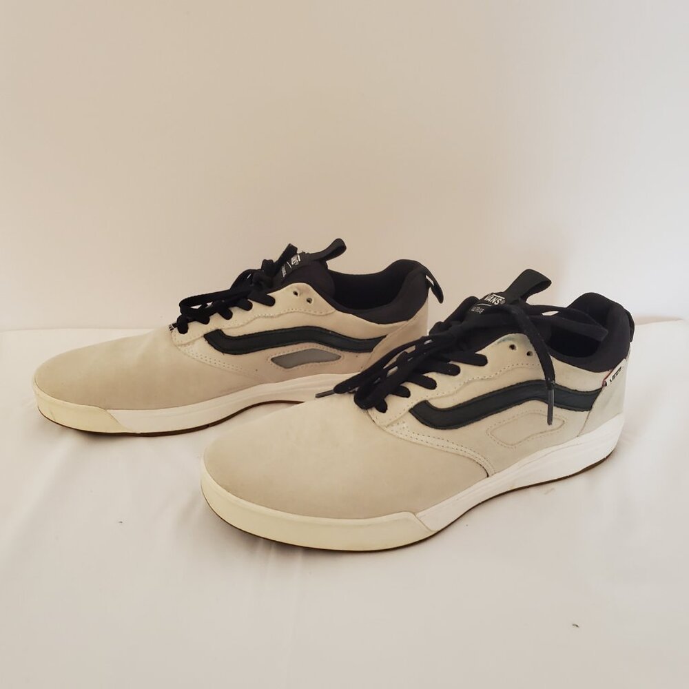 Vans Ultrarange PRO Grey Seude Black trim NWOT 11 Ultracrush Lite Athletic Shoes